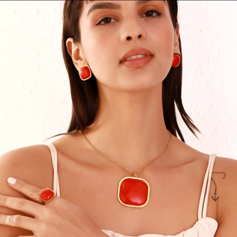 4 pcs Stainless Steel Square Pendant Necklace Bracelet Earring Ring Women Set